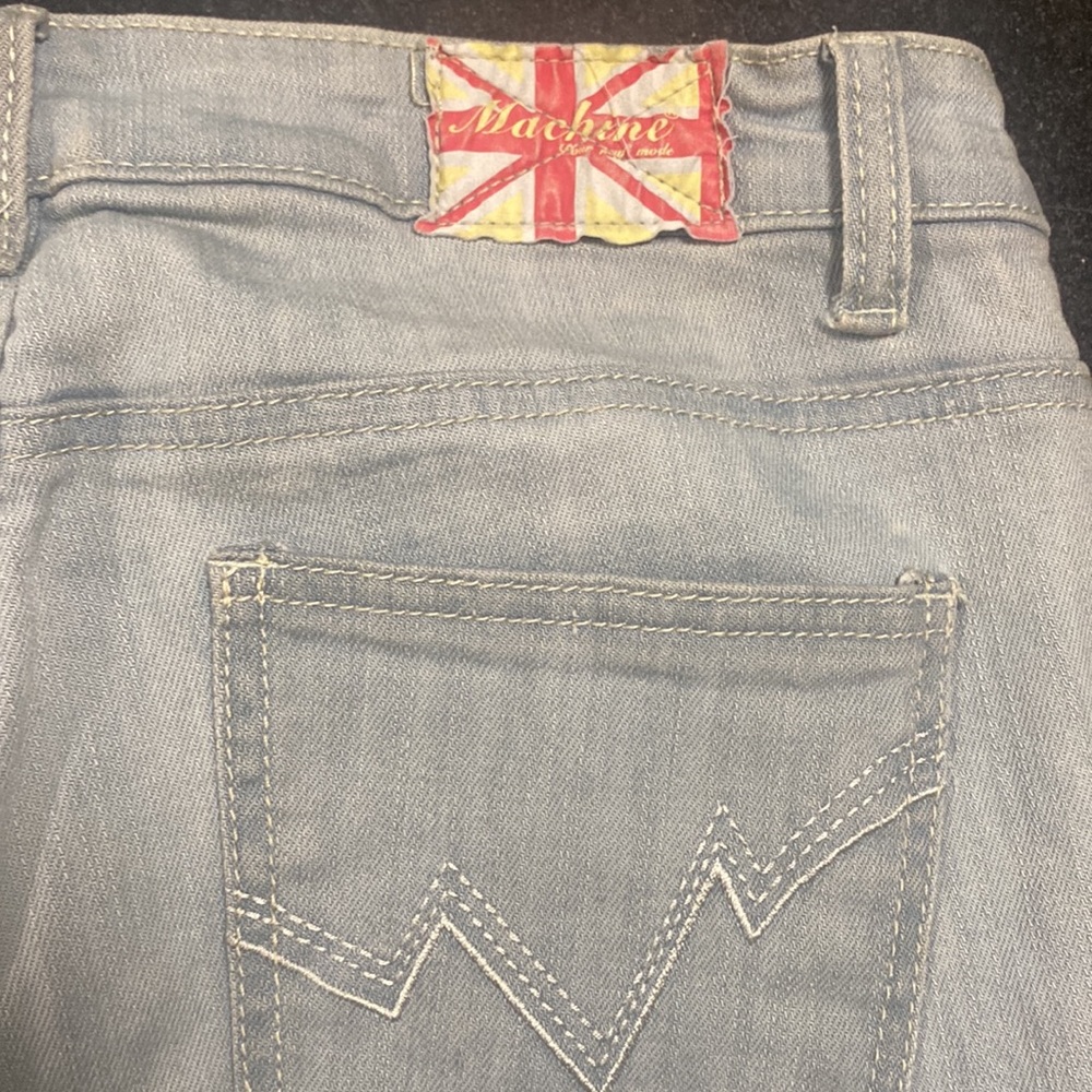 Distressed shorts 🩳 - Picture 9 of 9